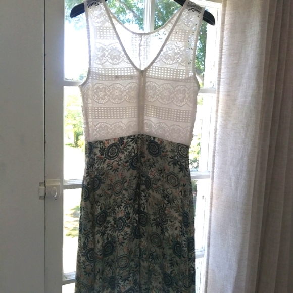 Maurices White Crochet Floral Print Summer Dress - Picture 4 of 8